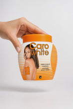 Load and play video in Gallery viewer, Caro White Lightening Beauty Cream "Available by August 28th"
